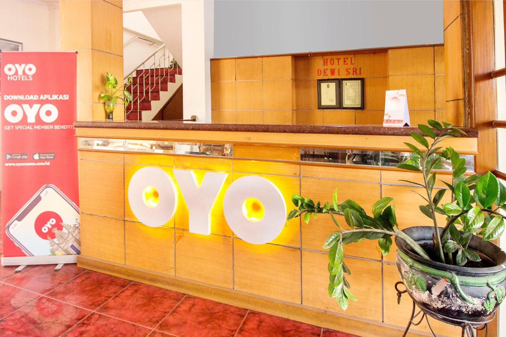 Super Oyo 759 Hotel Dewi Sri Jogjacarta Exterior foto